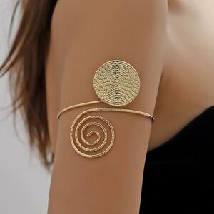 Elegant Gold Spiral Arm Cuff